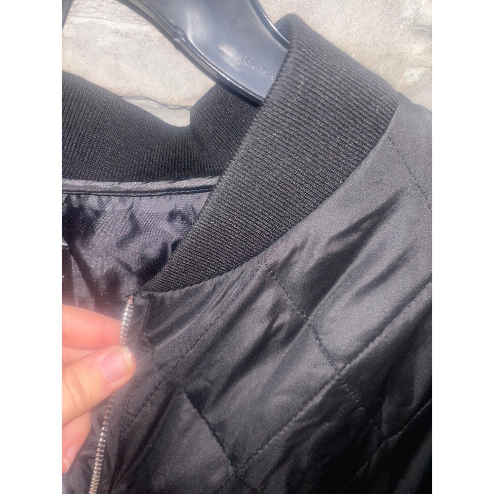 Lane Bryant black quilted bomber jacket size 22/24 with pockets - Picture 4 of 6